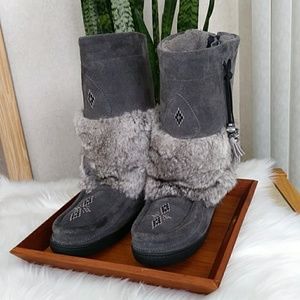 Just in! MANITOBAH MUKLUKS Muk Luks 10.5 / 11